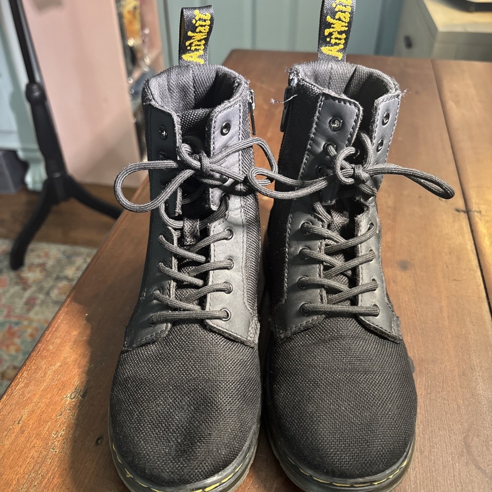 Dr. Martens Combs J Side Zip Black Combat Lace-Up Ankle Boots AirWair Sz 3